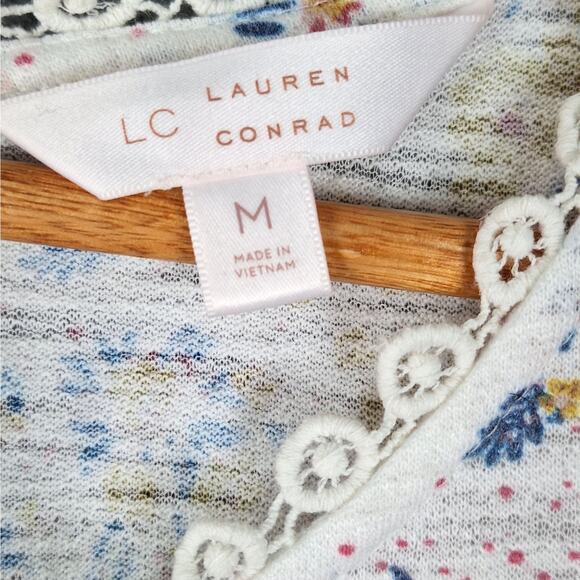 Womens Top Medium Boho Floral Cottagecore Crochet Dainty Feminine Bloomcore - Picture 2 of 7